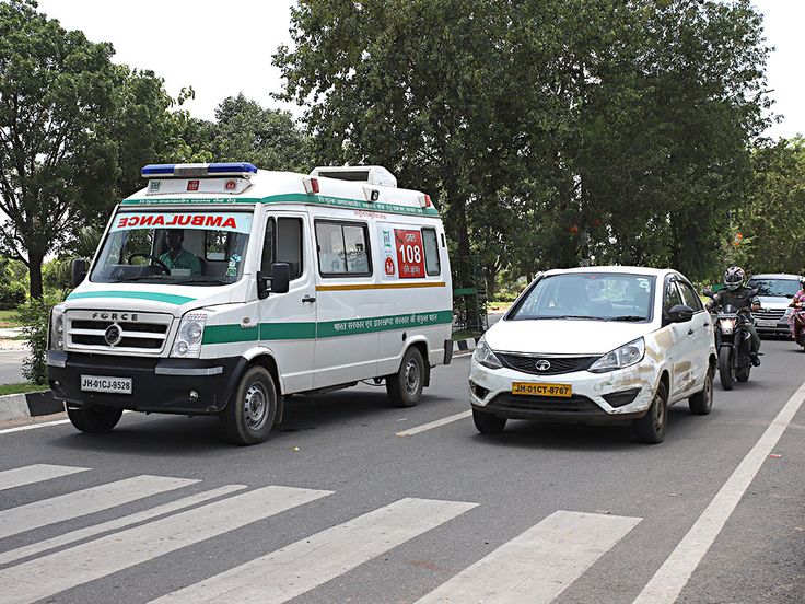Choosing the Best Emergency Ambulance Services Provider in Moradabad