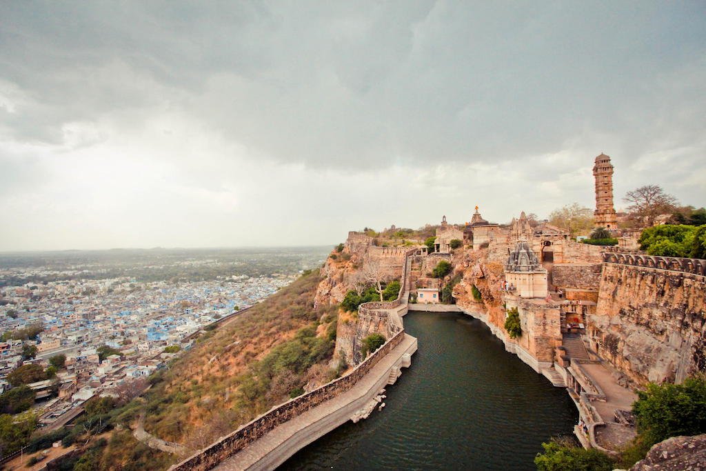 Chittorgarh ambulance service