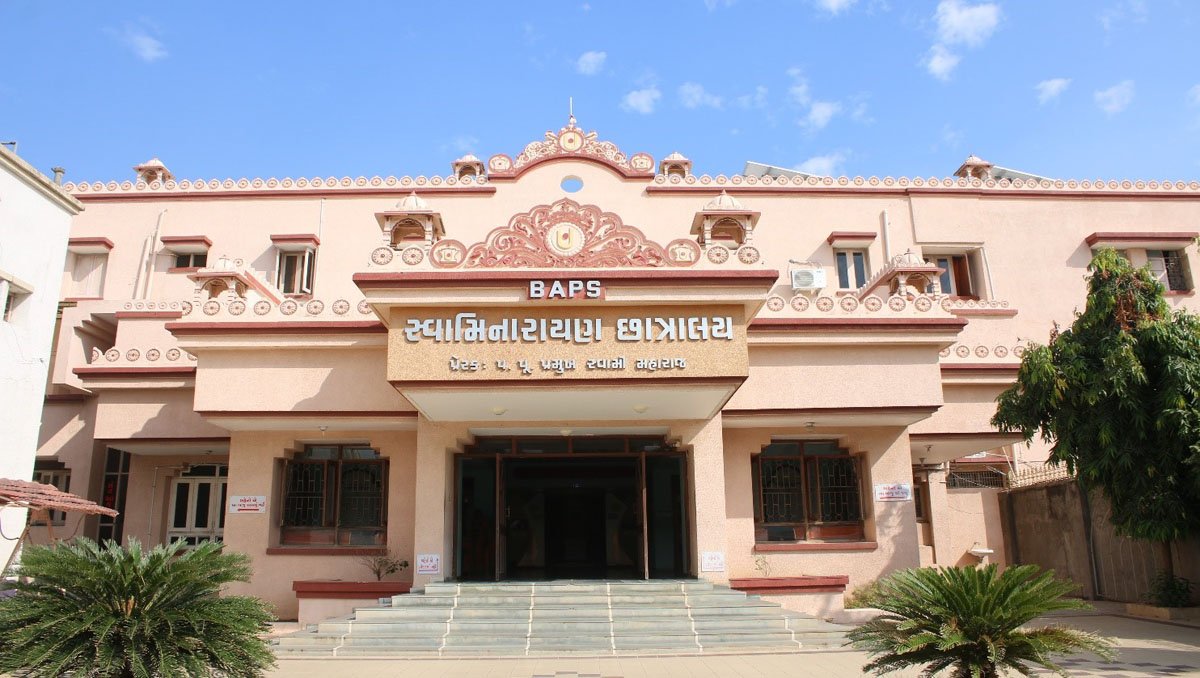 Nadiad ambulance service